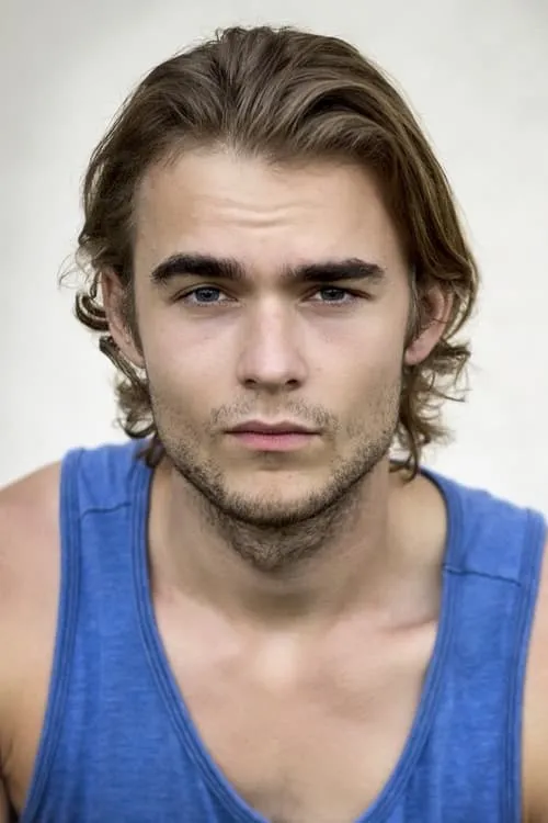 Taylor Jorgensen interpretando a Seth