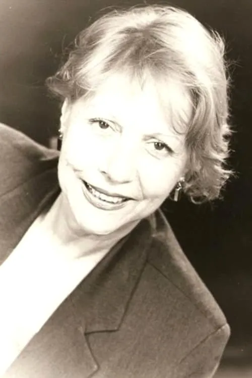 Tecla Silvestrini interpretando a Dirigente