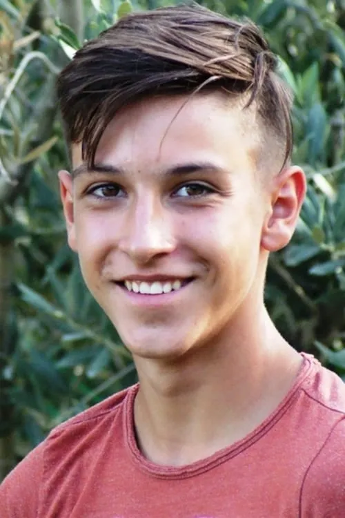 Violette Guillon ha trabajado con Teïlo Azaïs en 3 ocasiones