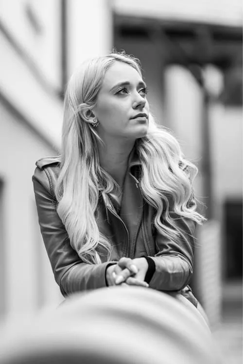 Ritvars Logins ha trabajado con Telma Auziņa en 1 ocasiones