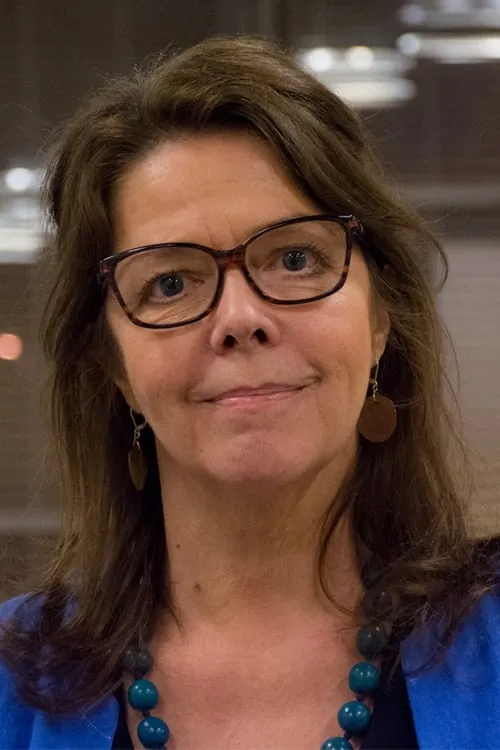 Terhi Panula interpretando a Kristiina Tapaninen