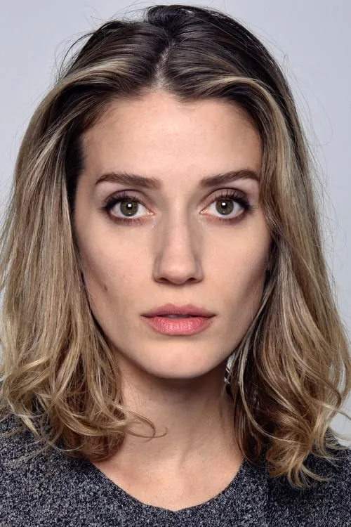 Claire McReynolds ha trabajado con Teri Wyble en 1 ocasiones