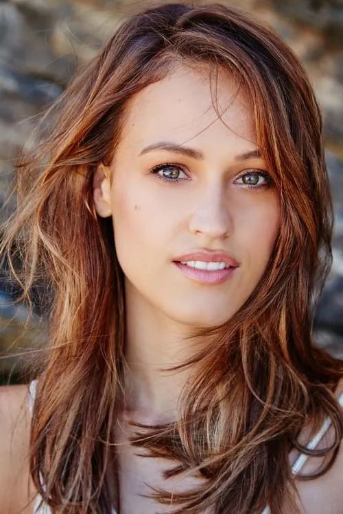 Vincent B. Gorce ha trabajado con Tess Dobre en 1 ocasiones