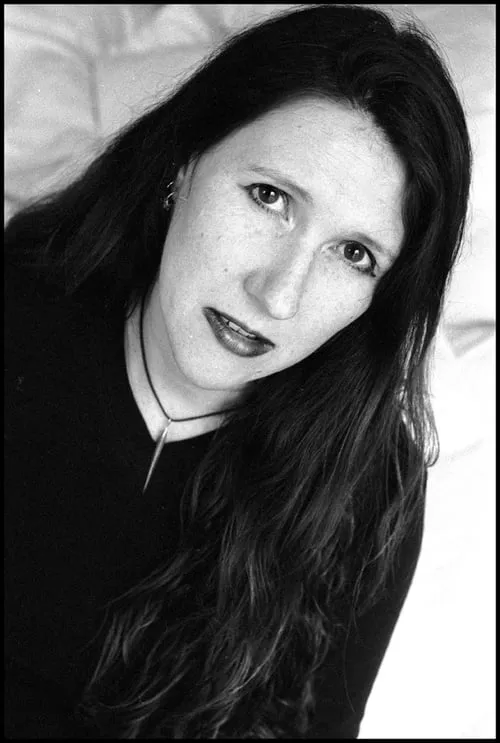 Spider Stacey ha trabajado con Tessa Hughes-Freeland en 1 ocasiones