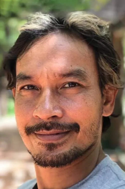 Nguy?n Th? Ng?c Hi?p ha trabajado con Thạch Kim Long en 1 ocasiones