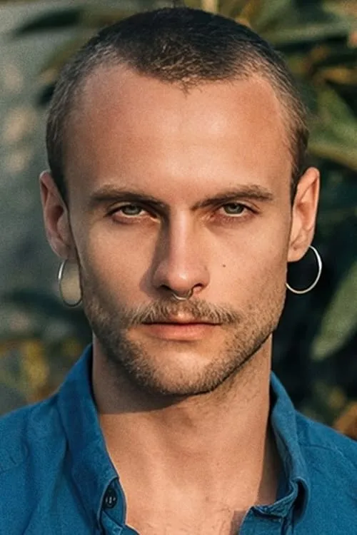 Valentin Braun ha trabajado con Theo Samsworth en 2 ocasiones