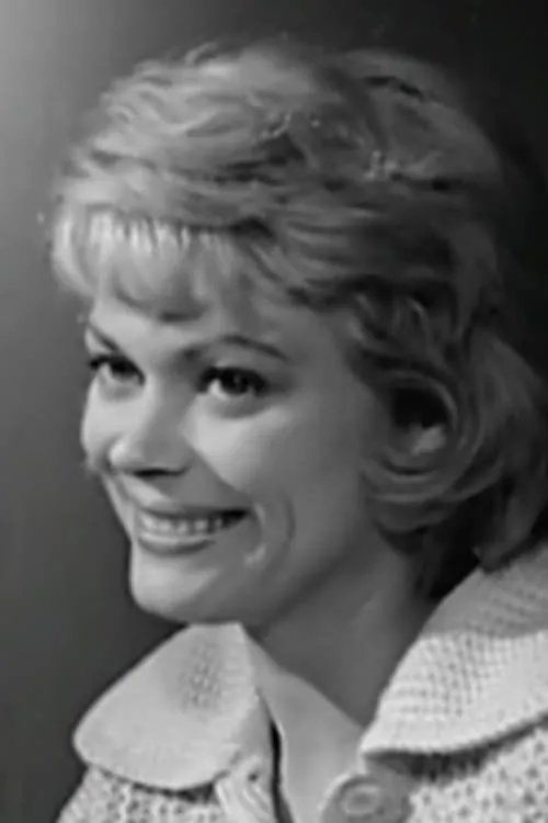 Thessy Kuhls interpretando a Doris