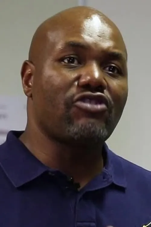 Raffaëla Anderson ha trabajado con Thierry Nzeutem en 1 ocasiones