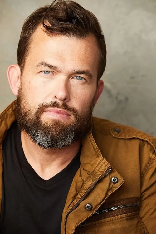 Dein-Rene Amazan ha trabajado con Thomas Clifton en 1 ocasiones