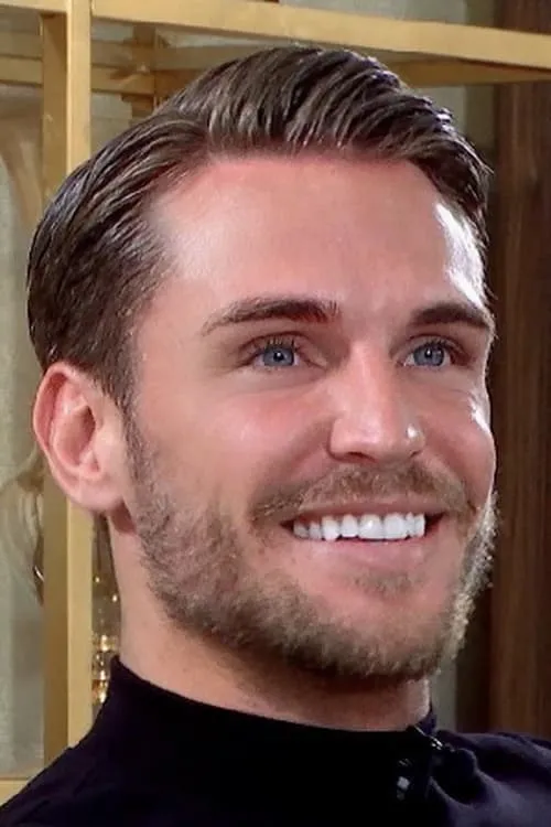 Anthony Christodoulou ha trabajado con Thomas Courtney en 1 ocasiones