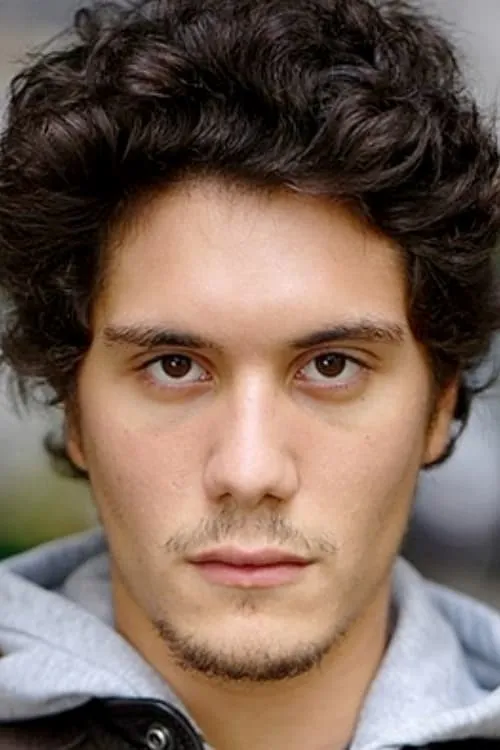 Thomas Goldberg interpretando a L'Aztec