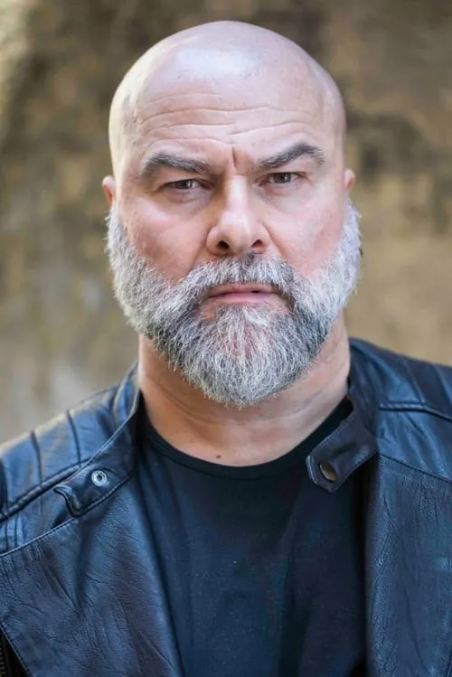 Daniela Delle Cave ha trabajado con Thomas Semeraro en 1 ocasiones