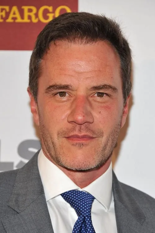 Foto de perfil del actor Tim DeKay en el reparto