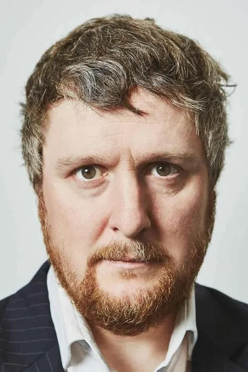 Tim Key interpretando a Alan