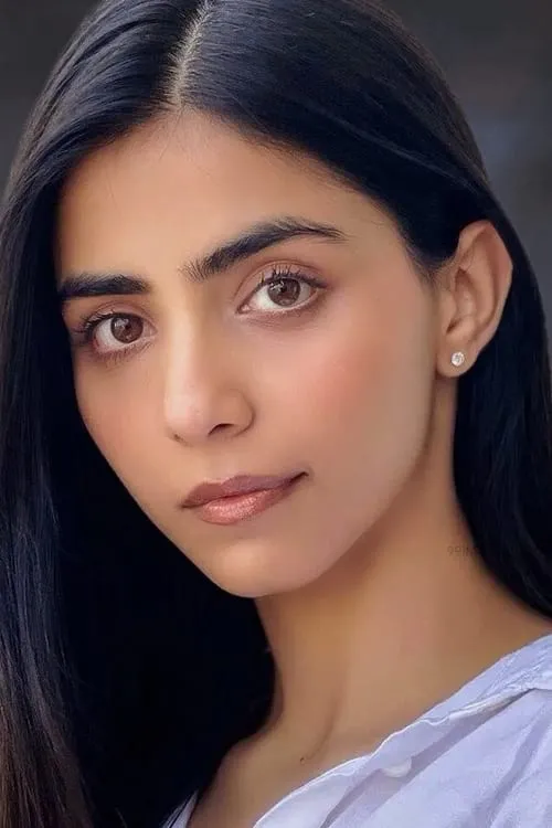 Tina Shilparaj — personaje: Aira Vasireddy