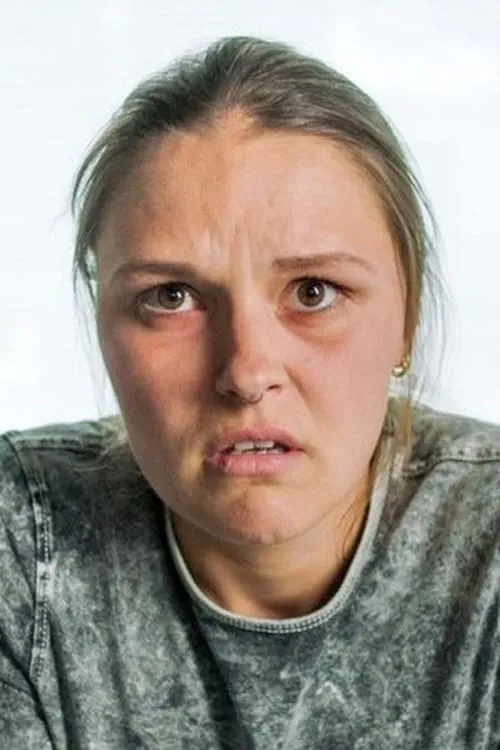 Tinne Ceuppens — personaje: Laura Vande Kasteele