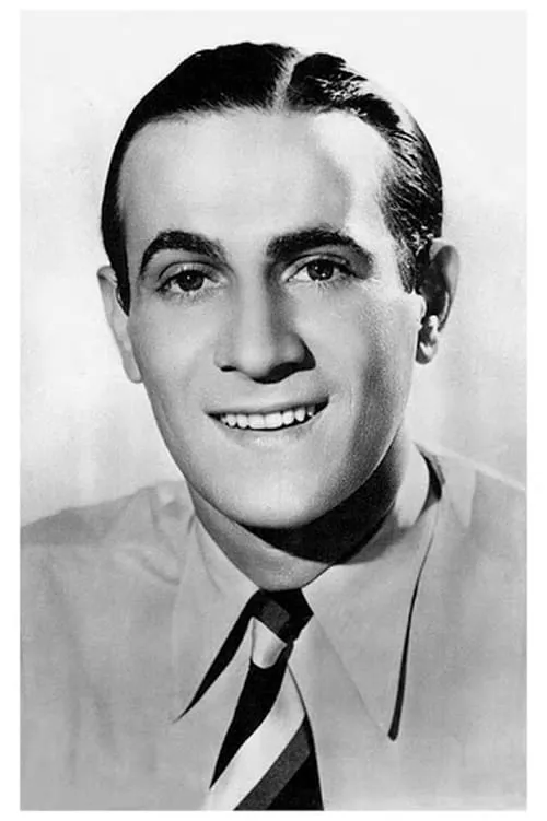 Tino Rossi interpretando a Self (archive footage)