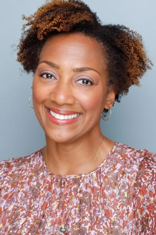 Tiwana Floyd interpretando a Mina