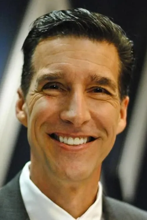 Todd Friel interpretando a Comedy Club Emcee