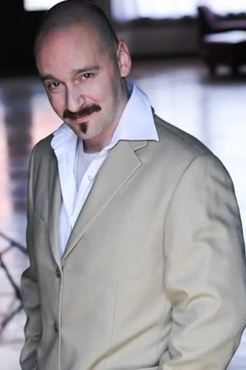 Robert Leeshock ha trabajado con Todd Gillenardo en 1 ocasiones