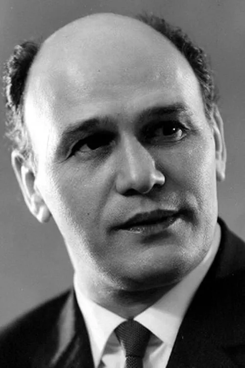 Tofig Taghizadeh interpretando a Jannetto