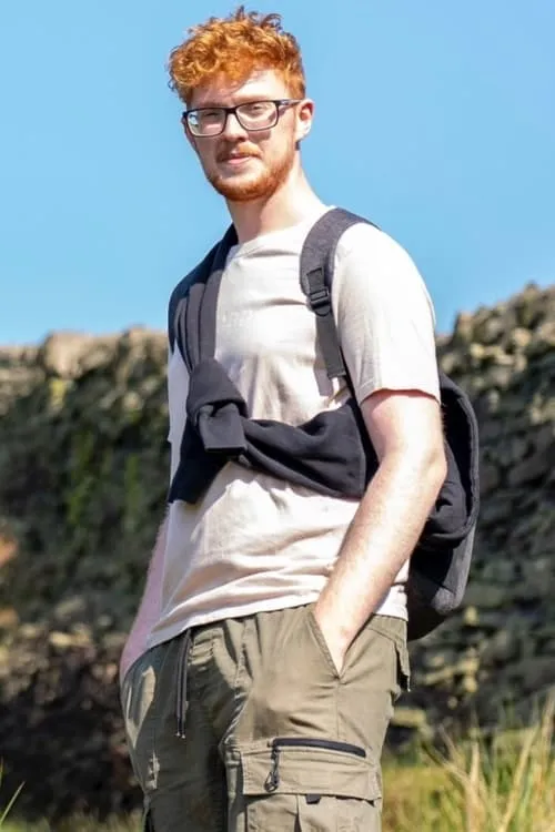 Beach Darnley ha trabajado con Tom Brindley-Carter en 1 ocasiones