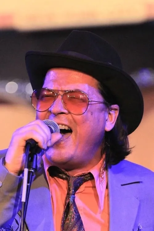 Onyemachi Ejimofor ha trabajado con Tom Clark en 1 ocasiones