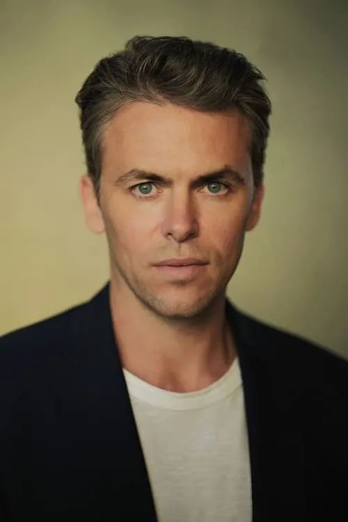 Tom Connolly interpretando a Col. Henry Bouquet