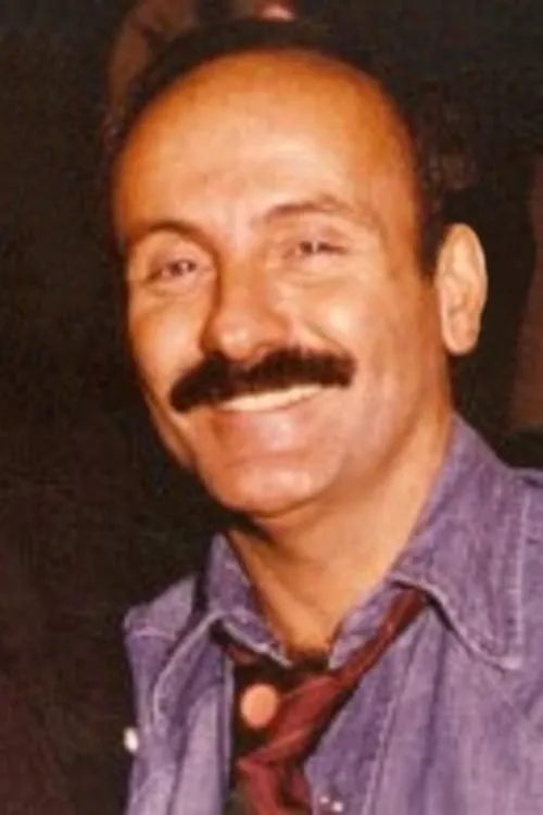 Val Martin ha trabajado con Tom DeSimone en 1 ocasiones