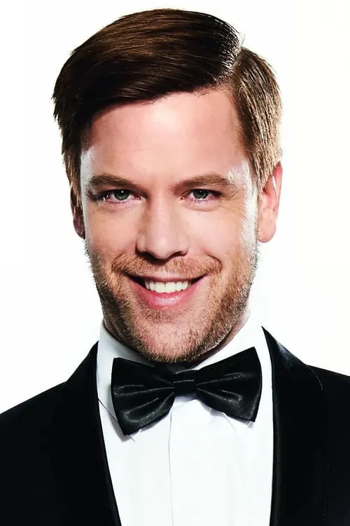 Tom Gaebel — personaje: Self