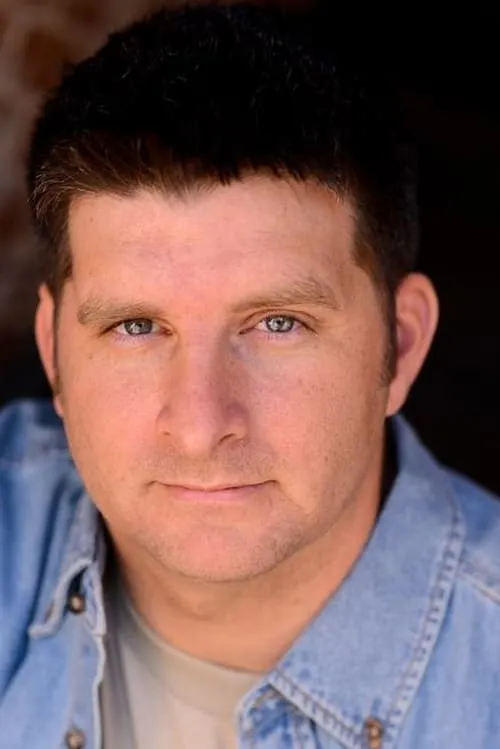 Jaysen P. Buterin ha trabajado con Tom Gore en 4 ocasiones