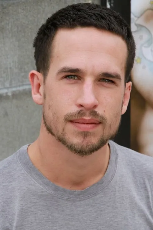 Sean Simms ha trabajado con Tom Hern en 1 ocasiones