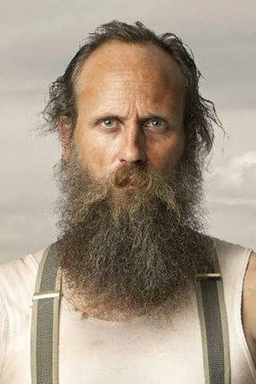 Liza Dennis ha trabajado con Tom McCathie en 1 ocasiones