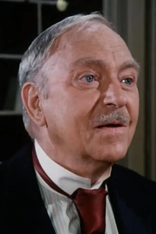 Lee Paul ha trabajado con Tom Spratley en 2 ocasiones