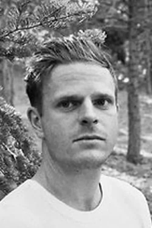 Tommy Bertelsen en su biografía y filmografía