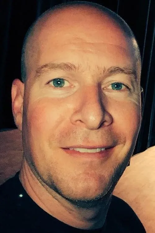 Michael J. Dwyer ha trabajado con Tommy Campbell en 1 ocasiones