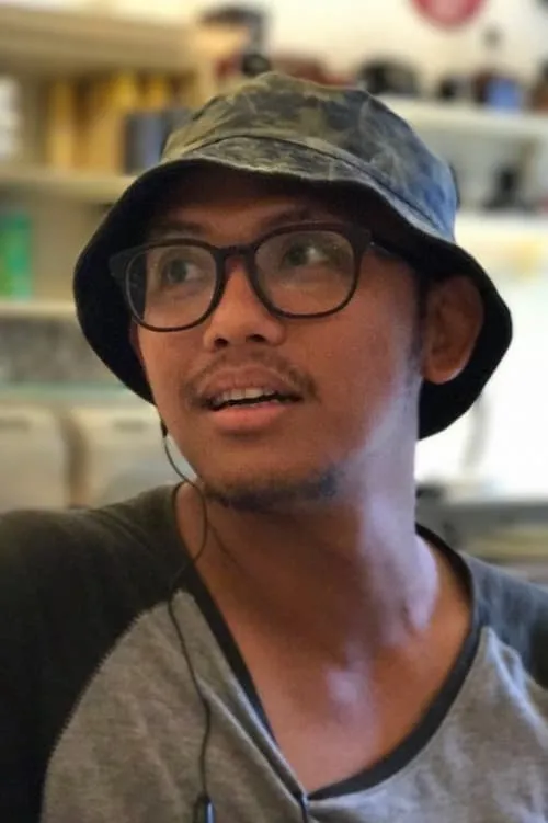 Tia Hasibuan ha trabajado con Tommy Dewo en 2 ocasiones