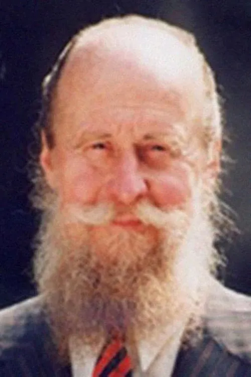 Tony Cetera interpretando a Lou Douglas