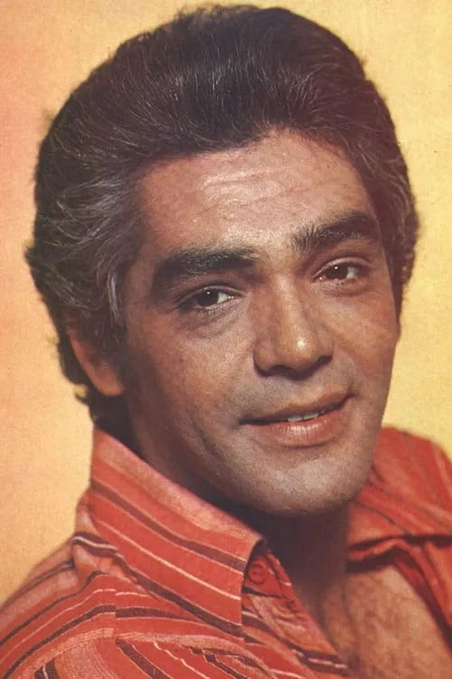 Tony Ferreira interpretando a 