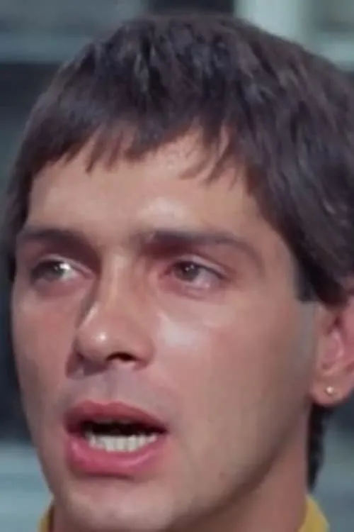 Tony Richards interpretando a Jerry