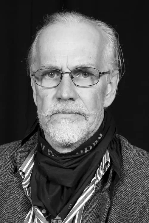 Peeter Raudsepp ha trabajado con Toomas Suuman en 2 ocasiones