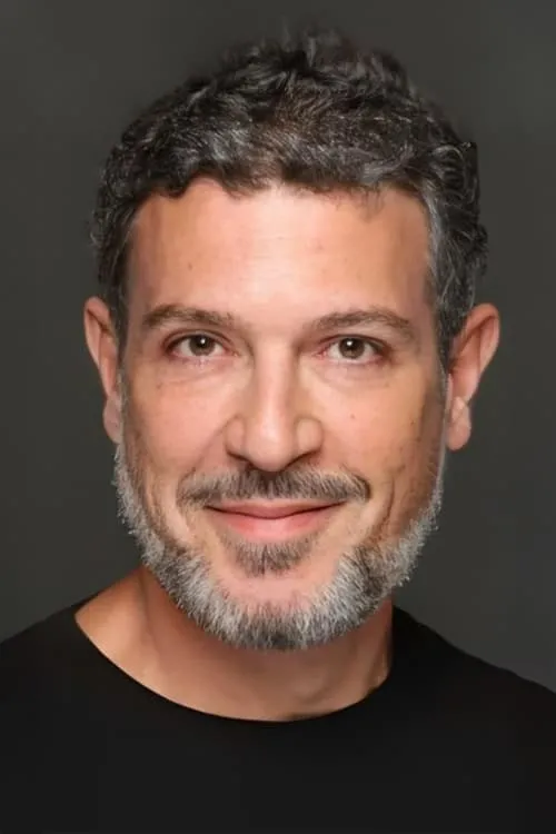 Toprak Sergen — personaje: Yigit Helvaci