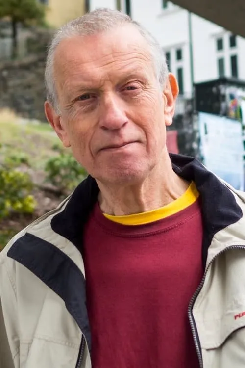 Torstein Løning interpretando a