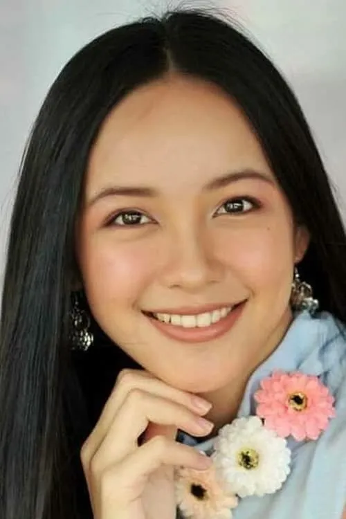 Tracie Sinidol — personaje: Aida / Dayang