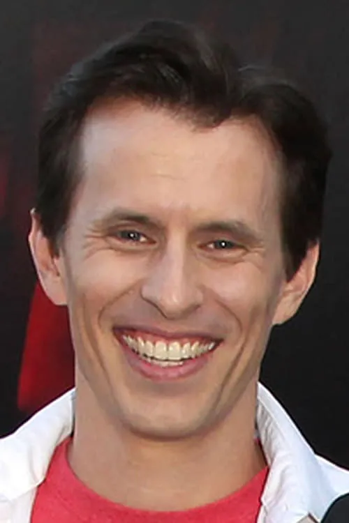 Michael R. Tweedy ha trabajado con Travis Cluff en 1 ocasiones