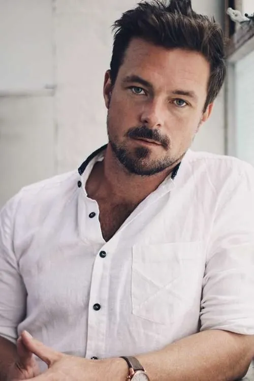 Trent Baines en su biografía y filmografía