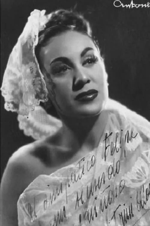 Trini Alonso interpretando a Ana