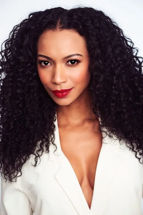 Trishauna Clarke interpretando a