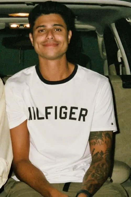 Andrew Mullen ha trabajado con Tristan Chandra en 1 ocasiones