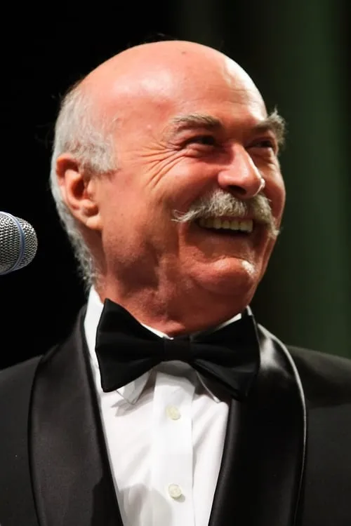 Lucia Mara Dabija ha trabajado con Tudor Gheorghe en 1 ocasiones